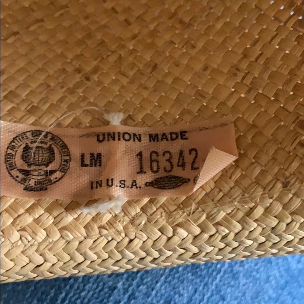 Hat - Picture 4 of 6